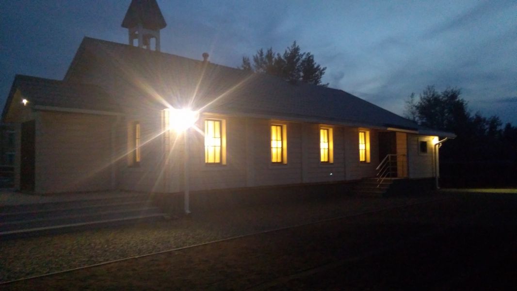 Widok kościoła nocą